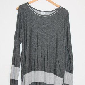 Peyton Jensen cold shoulder gray sweater Size M